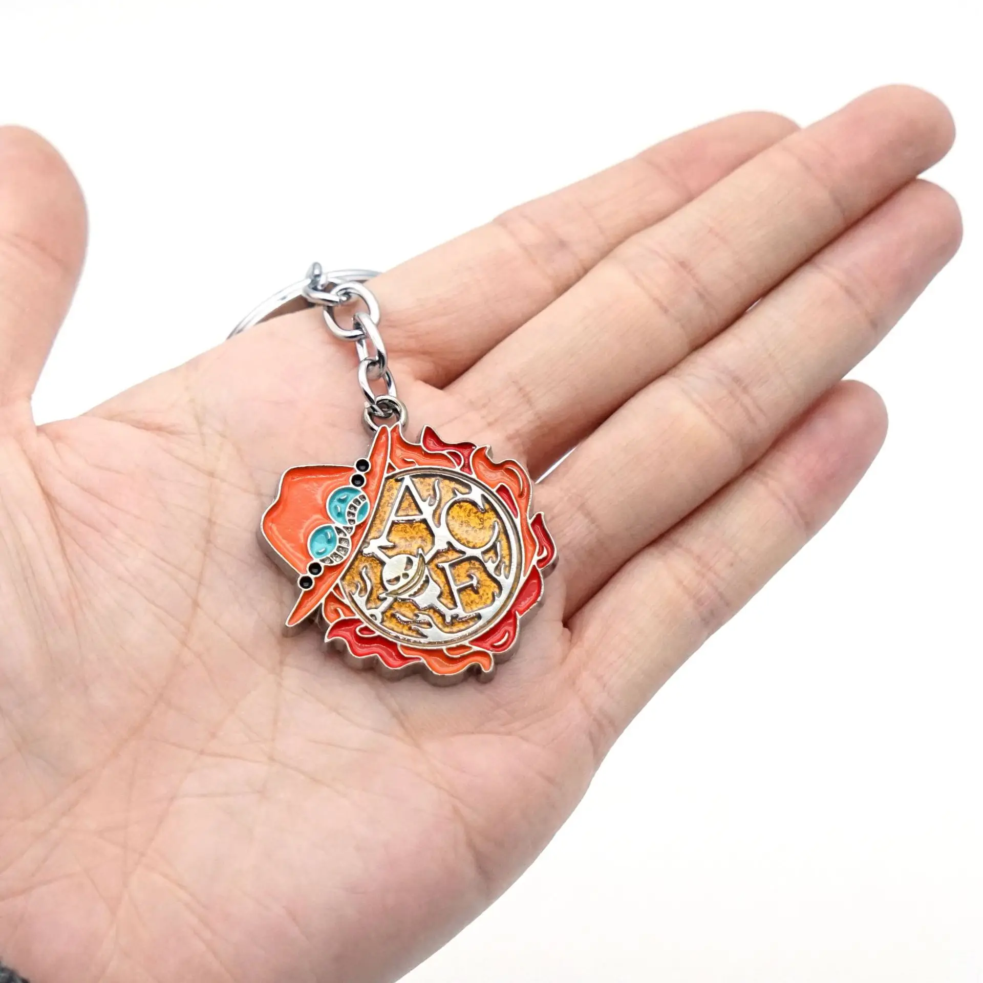 Wholesale 6 Designs Luffy Zoro Straw Hat Metal Enamel Keychain Anime Character Ace Custom Made Metal Keychain Hook Men Keyrings