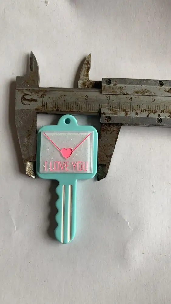 
100pcs New Resin Key Shaped Love Heart Letter Flatbacks Heart Key Pendants Jewelry Keychain Earring Slime Charms 