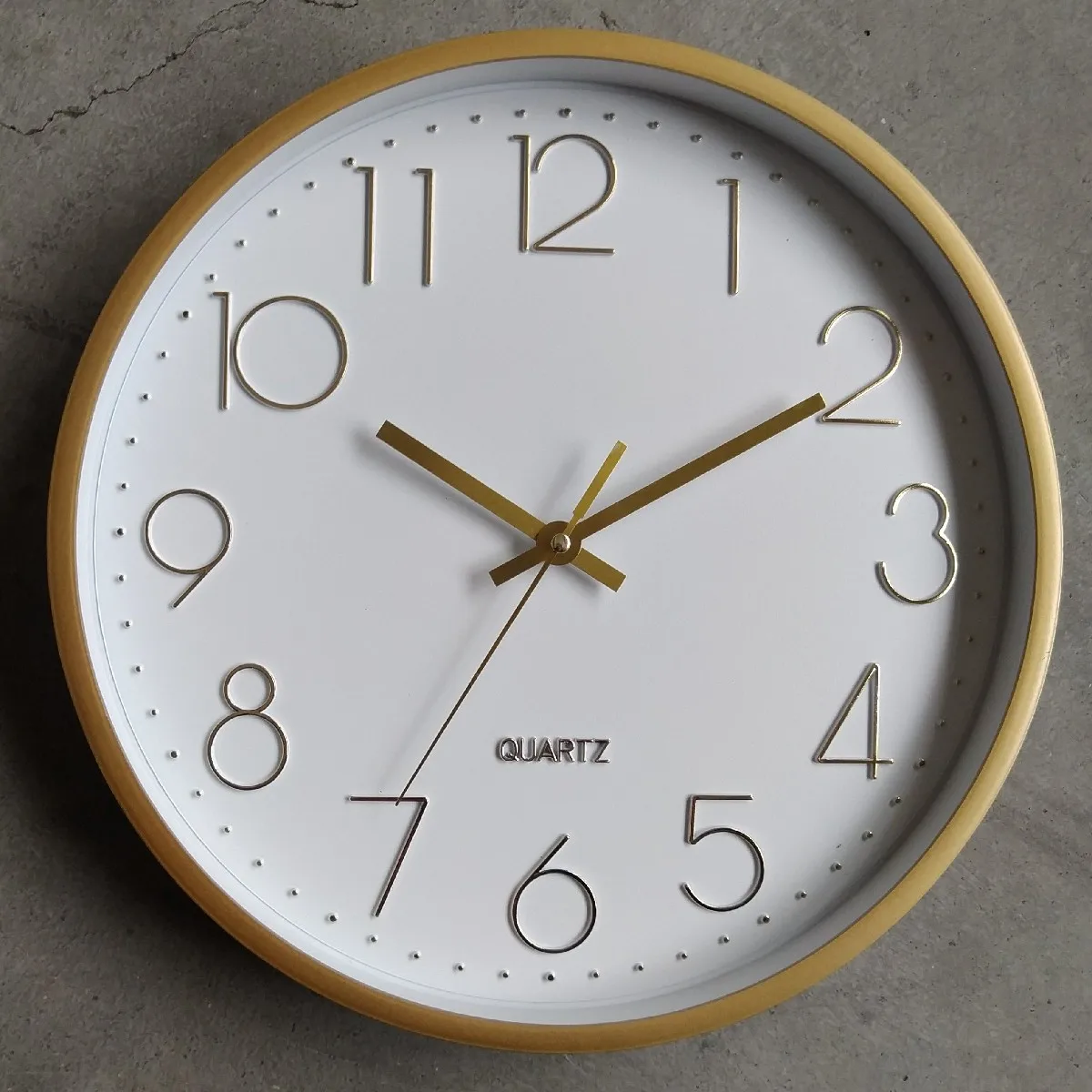 12 inch Plastic fashion simple basic wall clock with 3d raised numbers