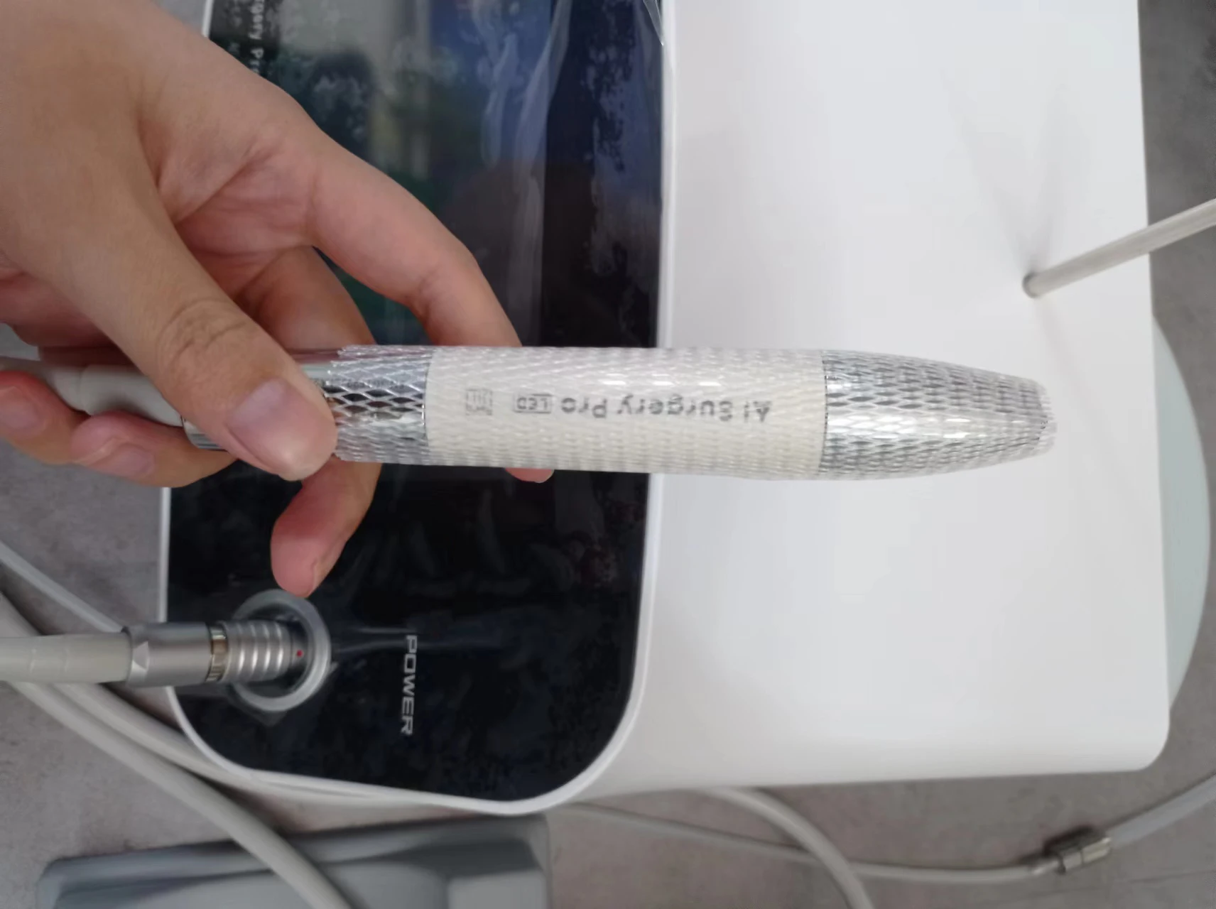 Dental Ultrasonic Piezoelectric Surgery Bone Knife Wireless Pedal Control Bone Endo Perio Surgical Equipment