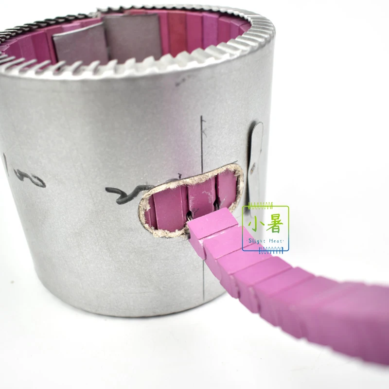 Slight heat electric industrial band ceramic heater with molding insulators and extruder