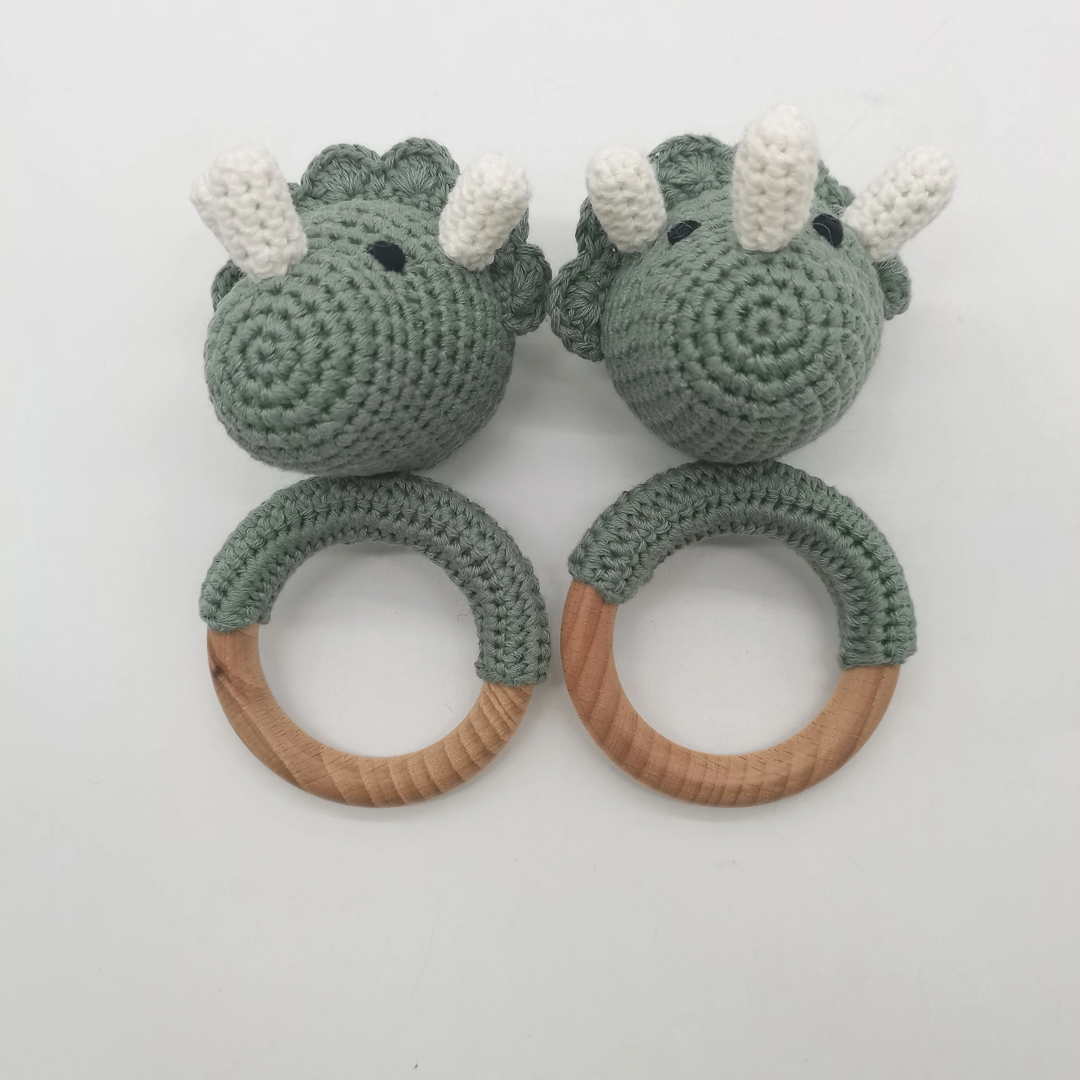 Hot Sale Custom Small Rabbit handmade Crochet  rattle baby toy for Kids Crafts Gift