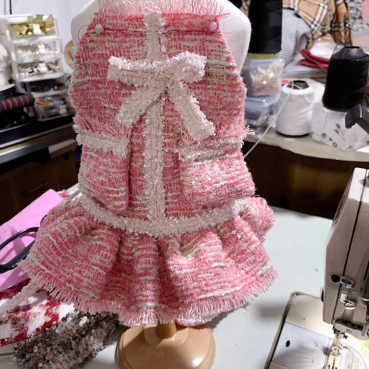 Best quality wholesale summer miss luxury brand fashion pink bowknot small designer pet dog clothes