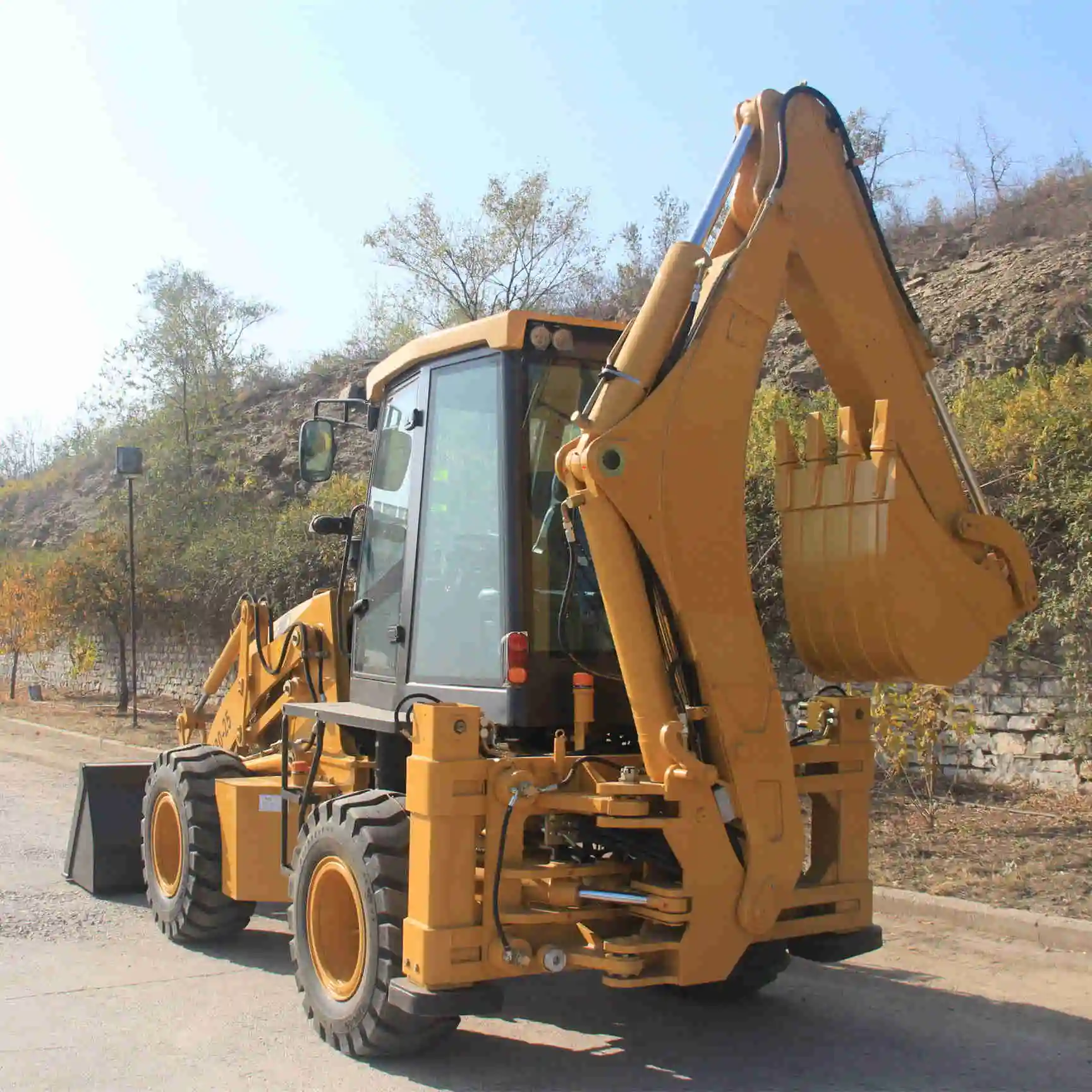 china cheapest mini backhoe loader excavator loader 4x4 tractor with loader and backhoe for sale