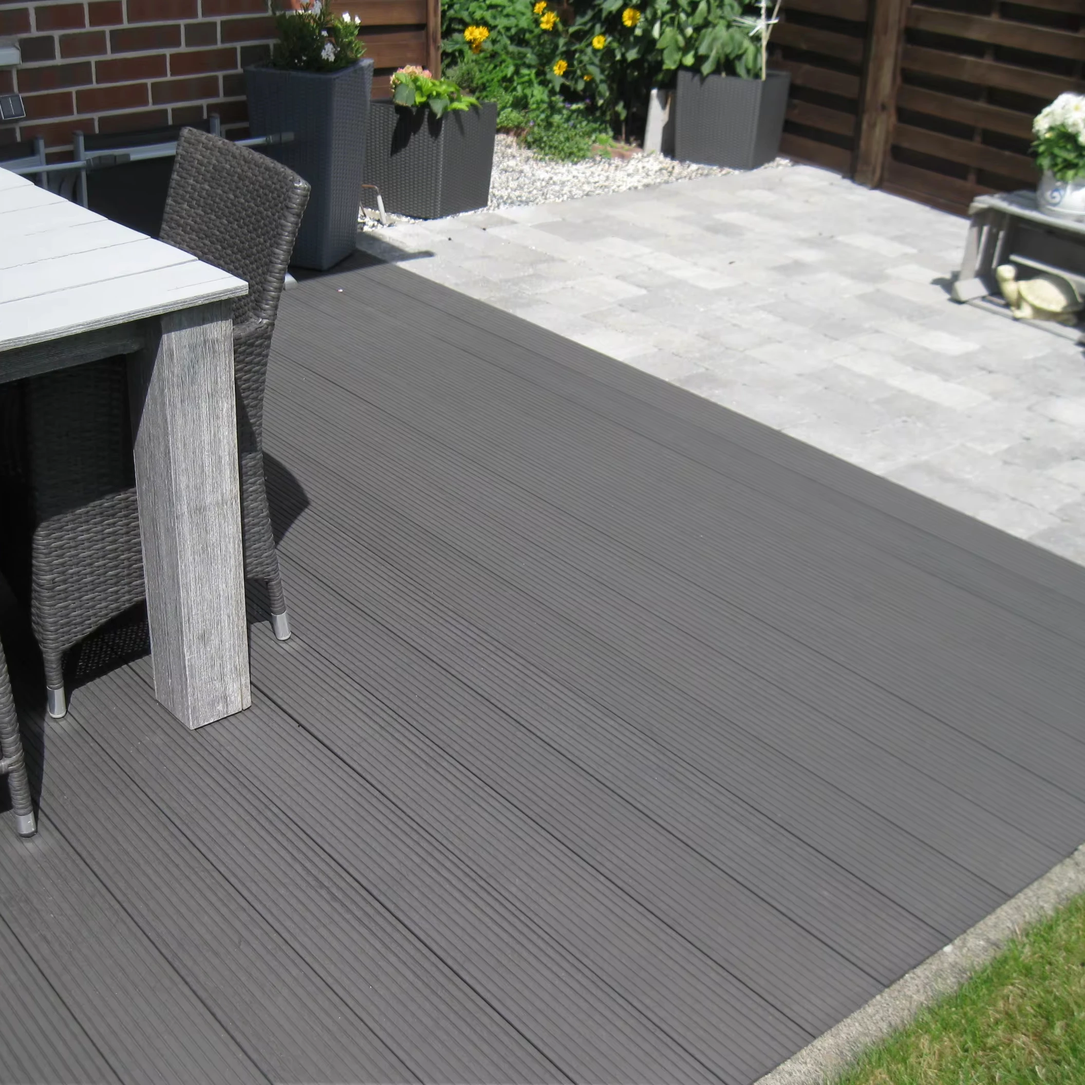 Garden Wood WPC Decking Boards Waterproof Wood Plastic Flooring 3D Embossed Composite Decking Profile Outdoor Wood