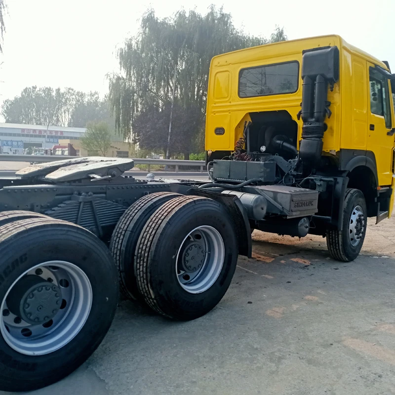 Yellow Golden Color Used Howo 6x4 Truck Tractor Truck