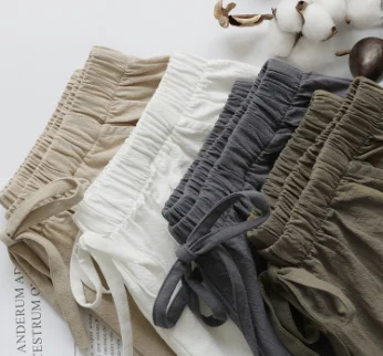 Однотонные Женские повседневные льняные хлопковые шорты, свободные тонкие летние популярные брюки с широкими штанинами для отдыха