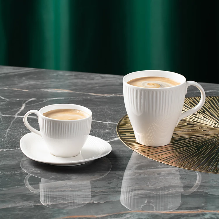 Jinbaichuan Fine Bone China Luxury  Tea Cup And Saucer Ceramic Coffee Mug Gift Ceramic Mug