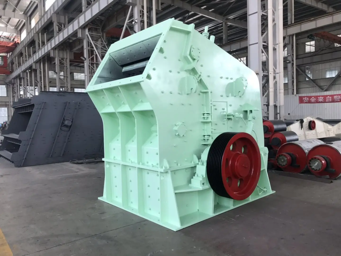 impact crusher Hydraulic adjustment SKF bearing
