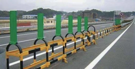Box type Stretchable prestress metal guardrail galvanized highway guardrail portable guardrails