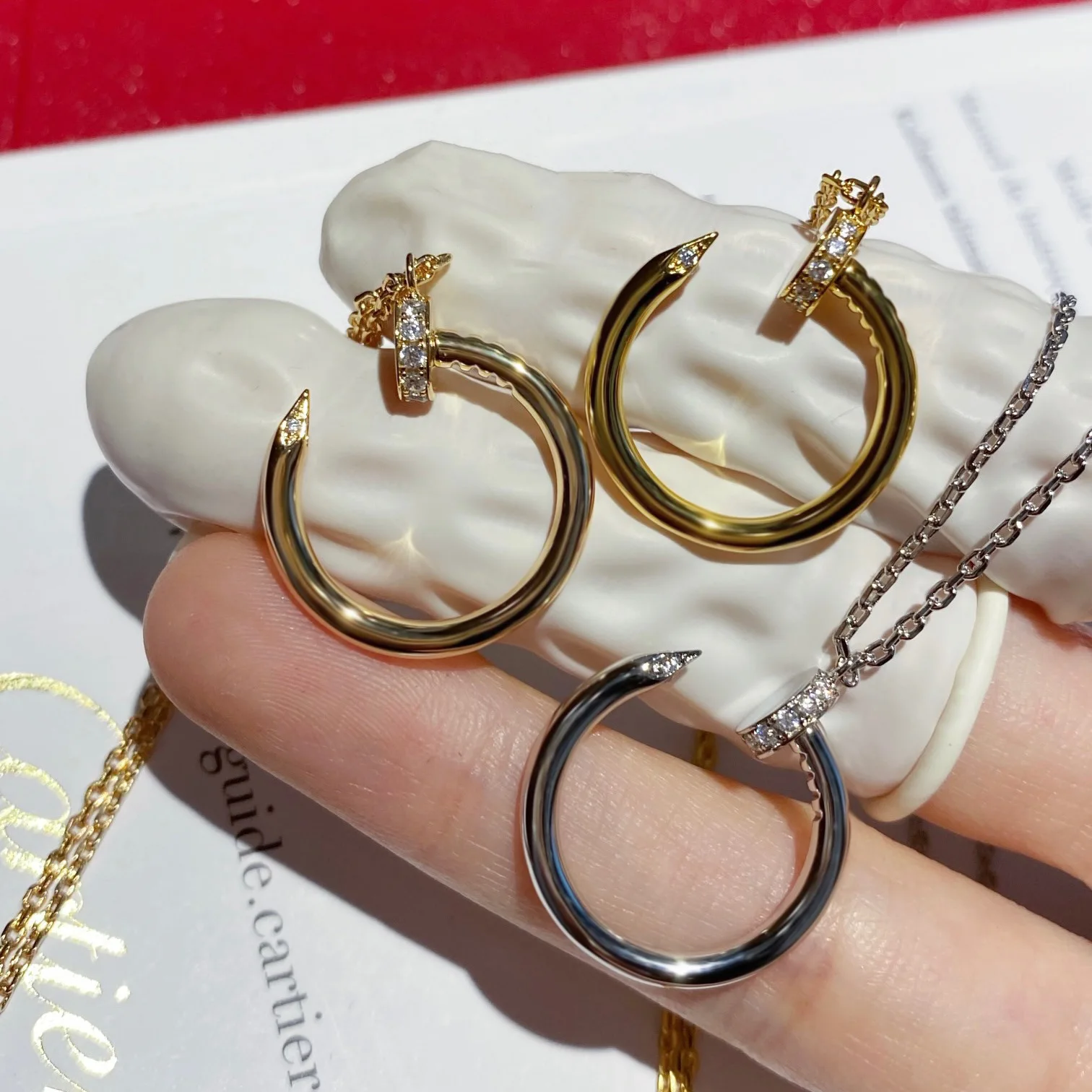 Cross Border Trendy Women Jewelry Necklace Clavicle Chain Stainless Steel Necklace Simple C Shape Pendant Diamond Gold Necklace