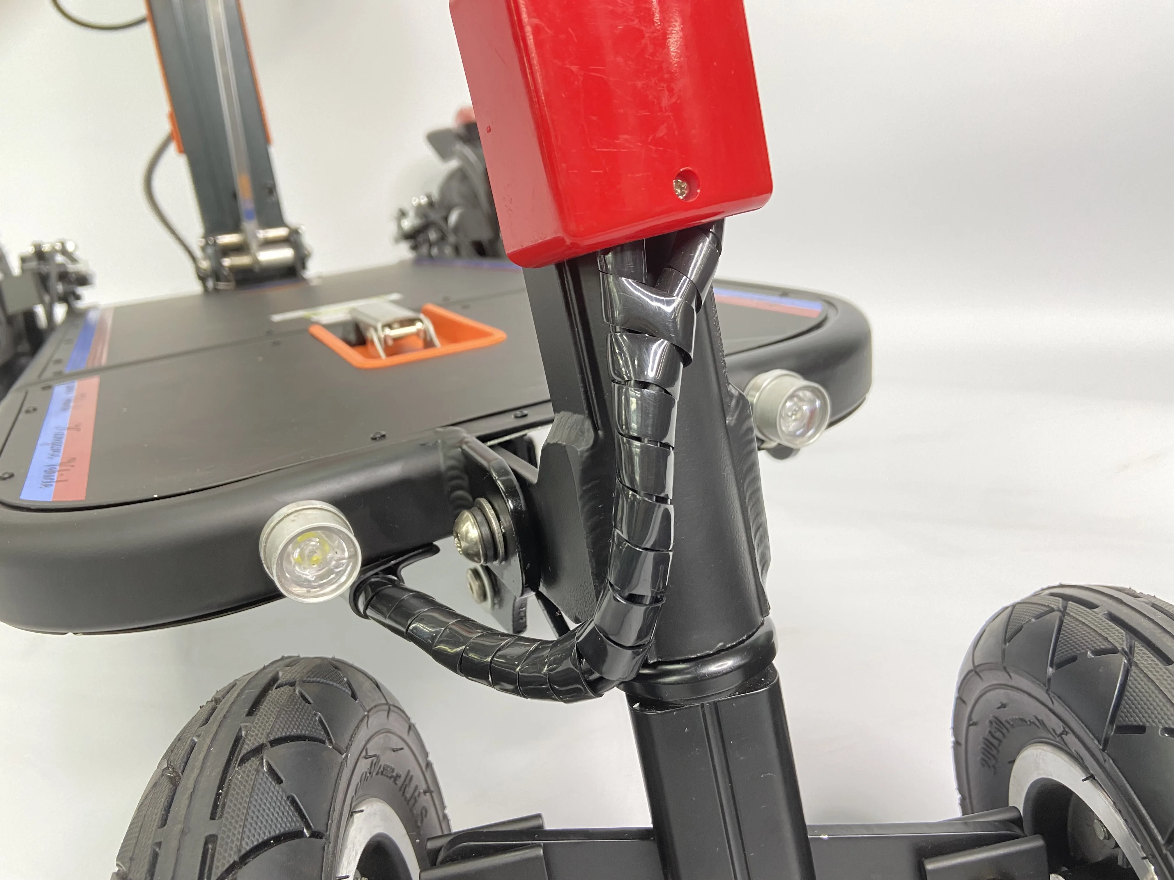 Intelligent Mobility Scooter Aluminum Folding Lightweight 250W Power Electric Scooter for Elderly Disabled