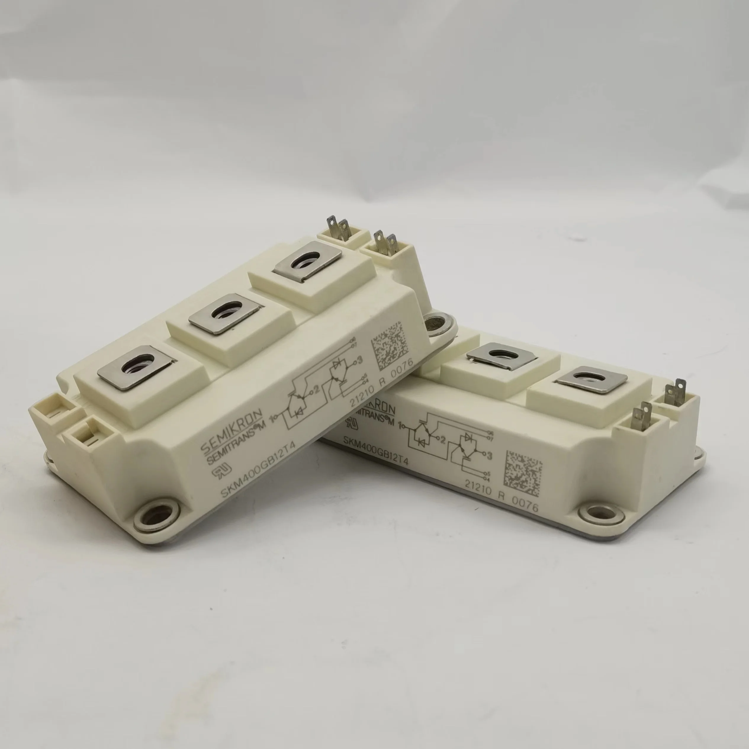 Power IGBT Module SKM400GB12T4 with High Quality