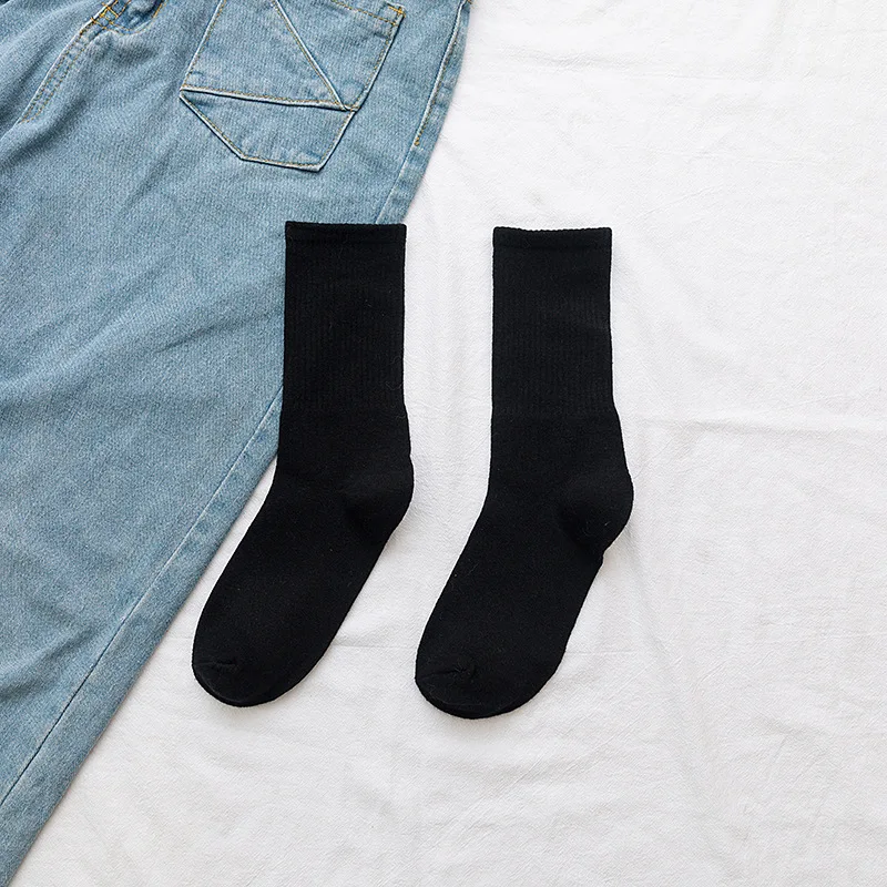 Solid Color Polyester Logo Custom Mens Socks Cheap Wholesale Plain White Socks From China