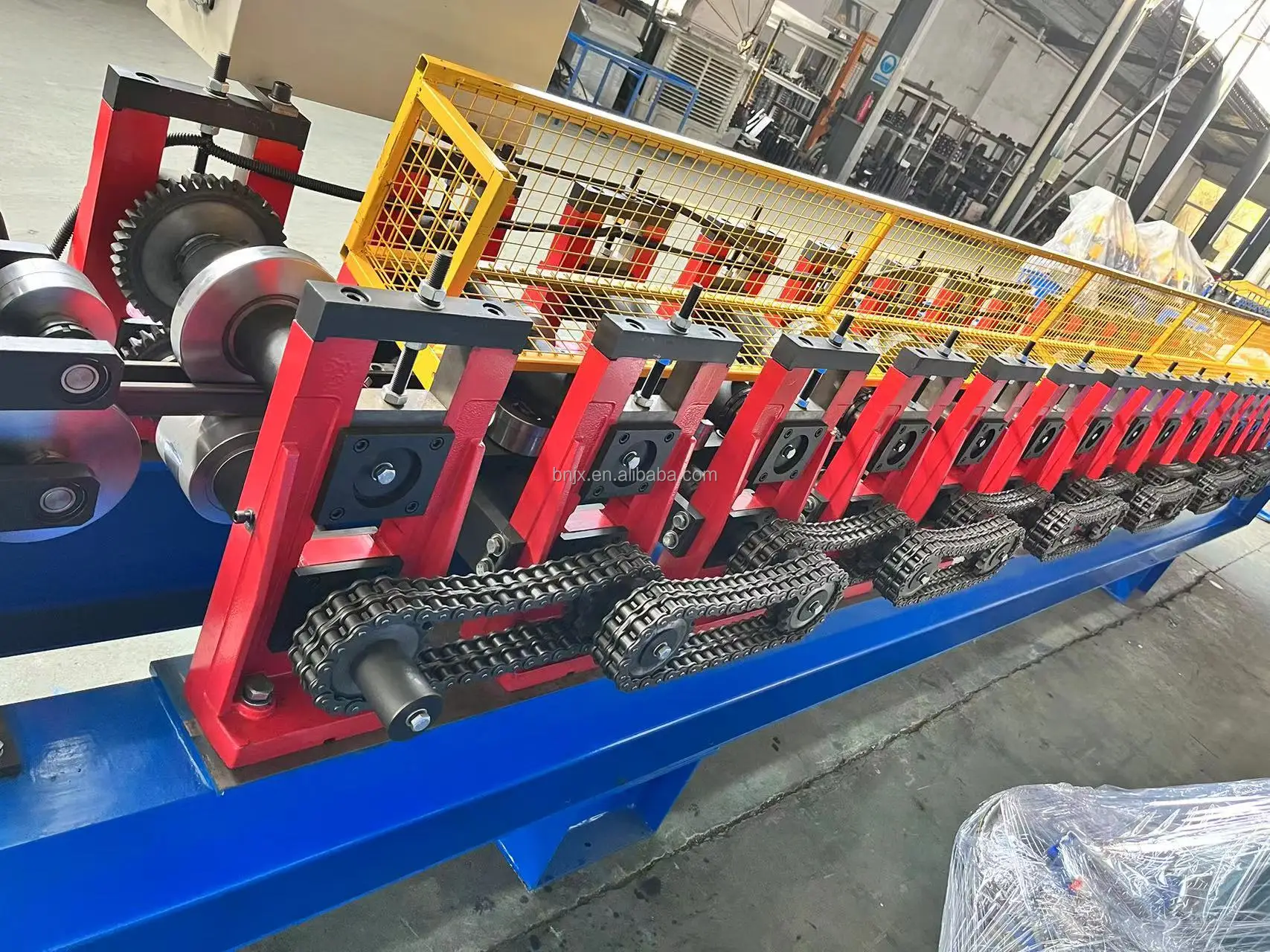 Highspeed Precut C Z 100 Purlin Making Roll Forming Machine for Automatic Interchangeable CZ Steel Fast