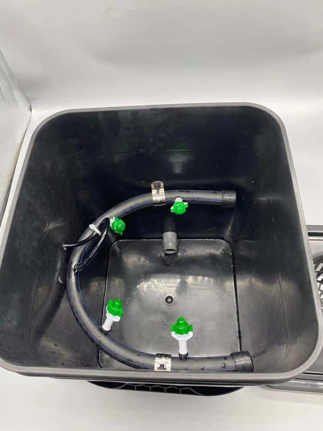 5 galon buckets hydroponic with net pot 3 gallon 4 gallon black hydroponic grow bucket system