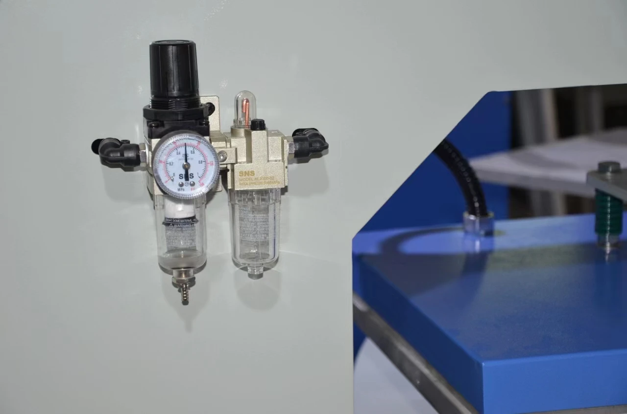 2024 New Best Selling Full Automatic Rotating Carousel 6 Platens Heat Transfer Machine For T Shirt robotic 6 station heat press