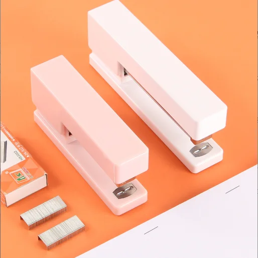 Office school desktop fancy new design stapler cute pink plastic stapler 24/6 labor-saving 2-25 sheet stapler