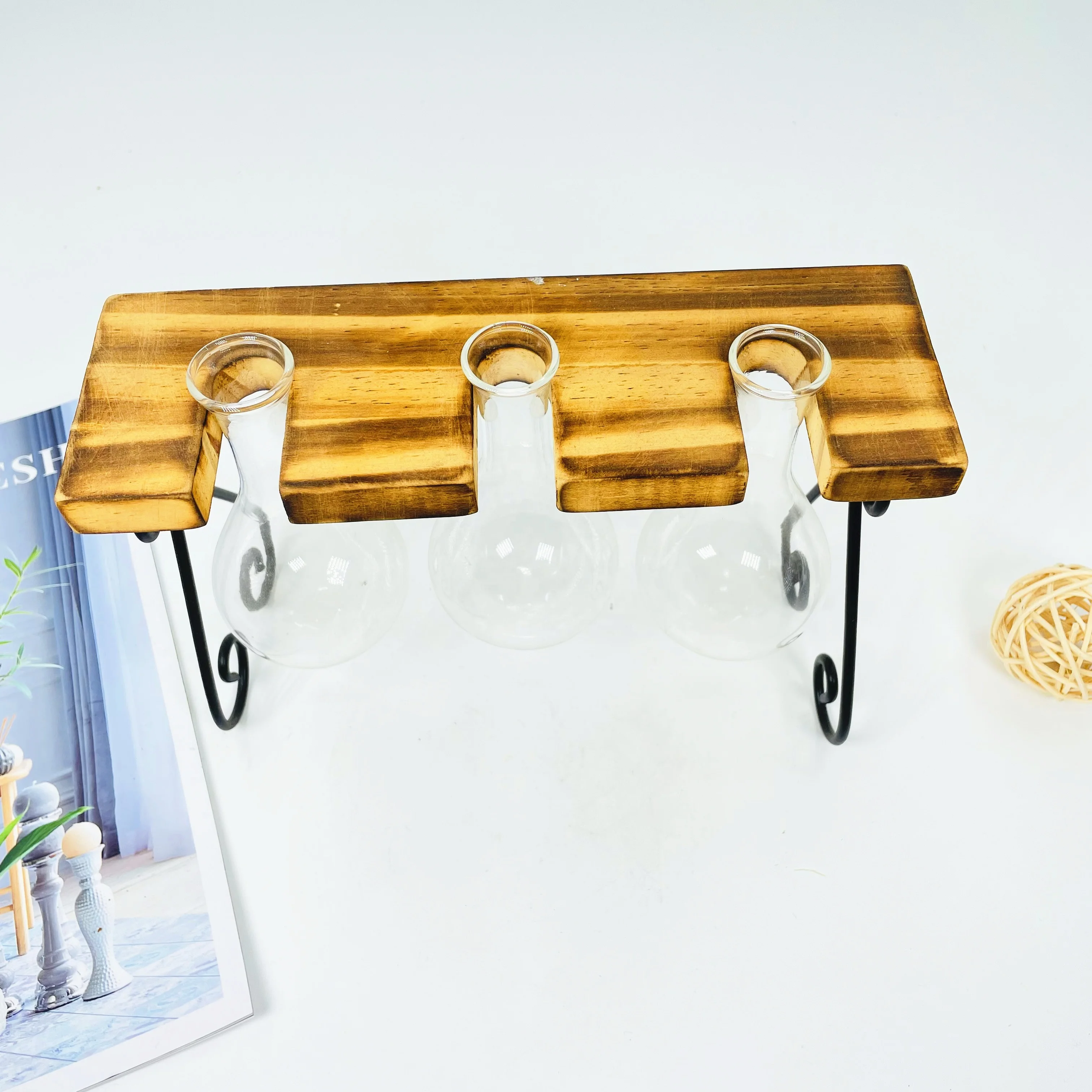 handmade glass hydroponic bottle with Wooden and metal legs for home decoration glass hydroponic vase
