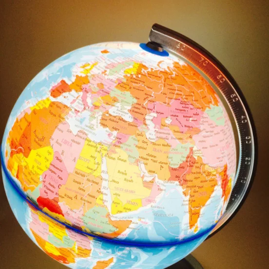 
Diameter 20cm English version metal base lamp map globe 