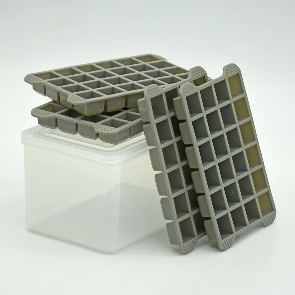 Best selling wholesale square ice cube mold Easy release plastic ice cube tray with lid and bin