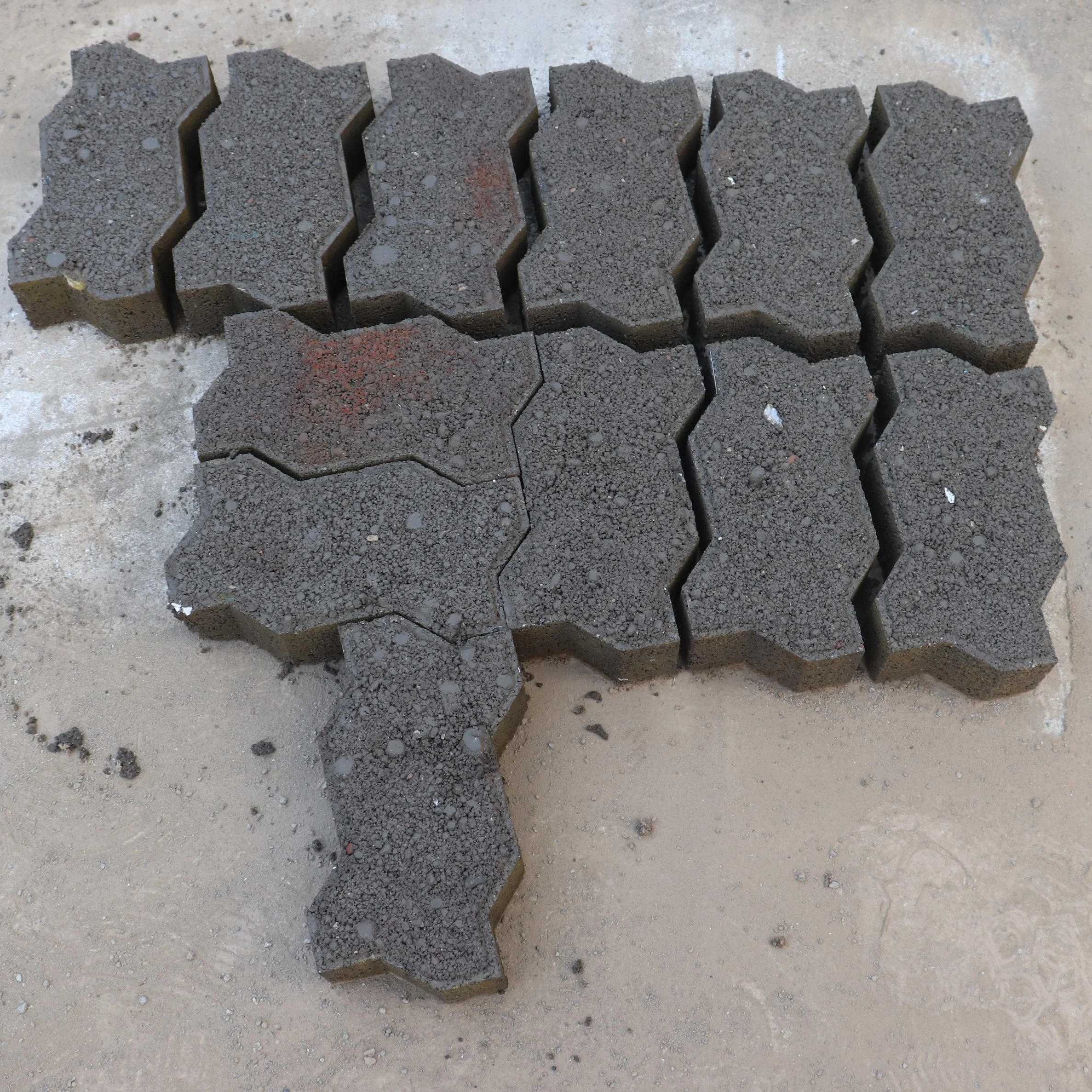 china big wheels Qtj4-40 mobile hydraulic interlocking paver brick maker automatic hollow block cement making machine automatic