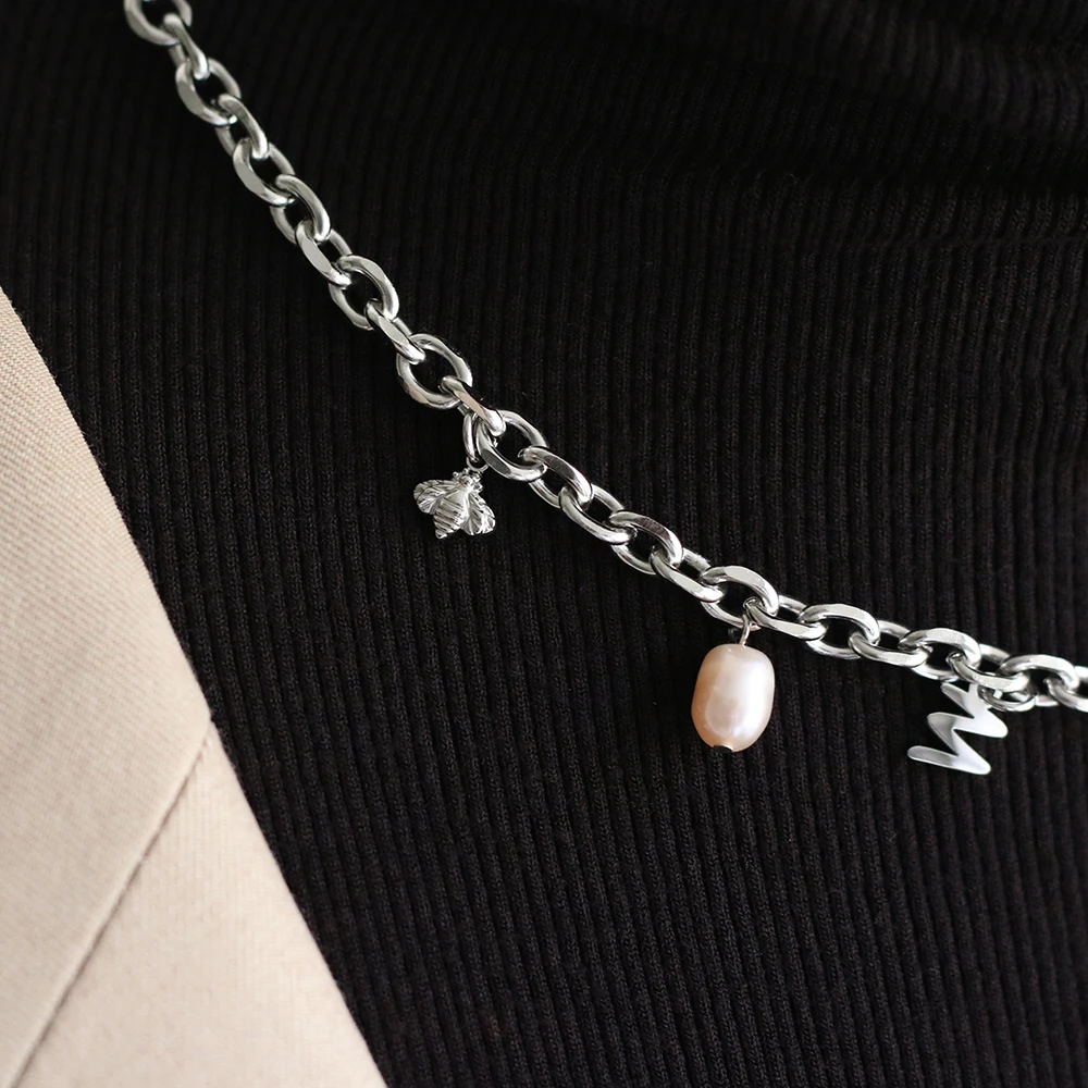 Stainless steel cute animal bee star charms Freshwater pearl chain Choker Short chain Street Europe stainless steel necklace