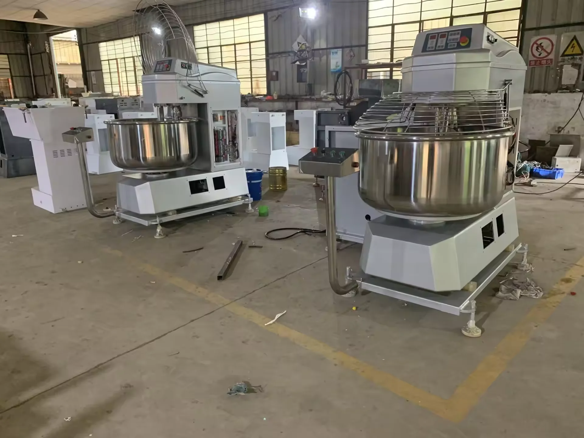 Spiral Machine Knead 10KG 20KG 25KG 50KG 100KG Italian Flour Industry Bread Commercial Dough Mixer for Price