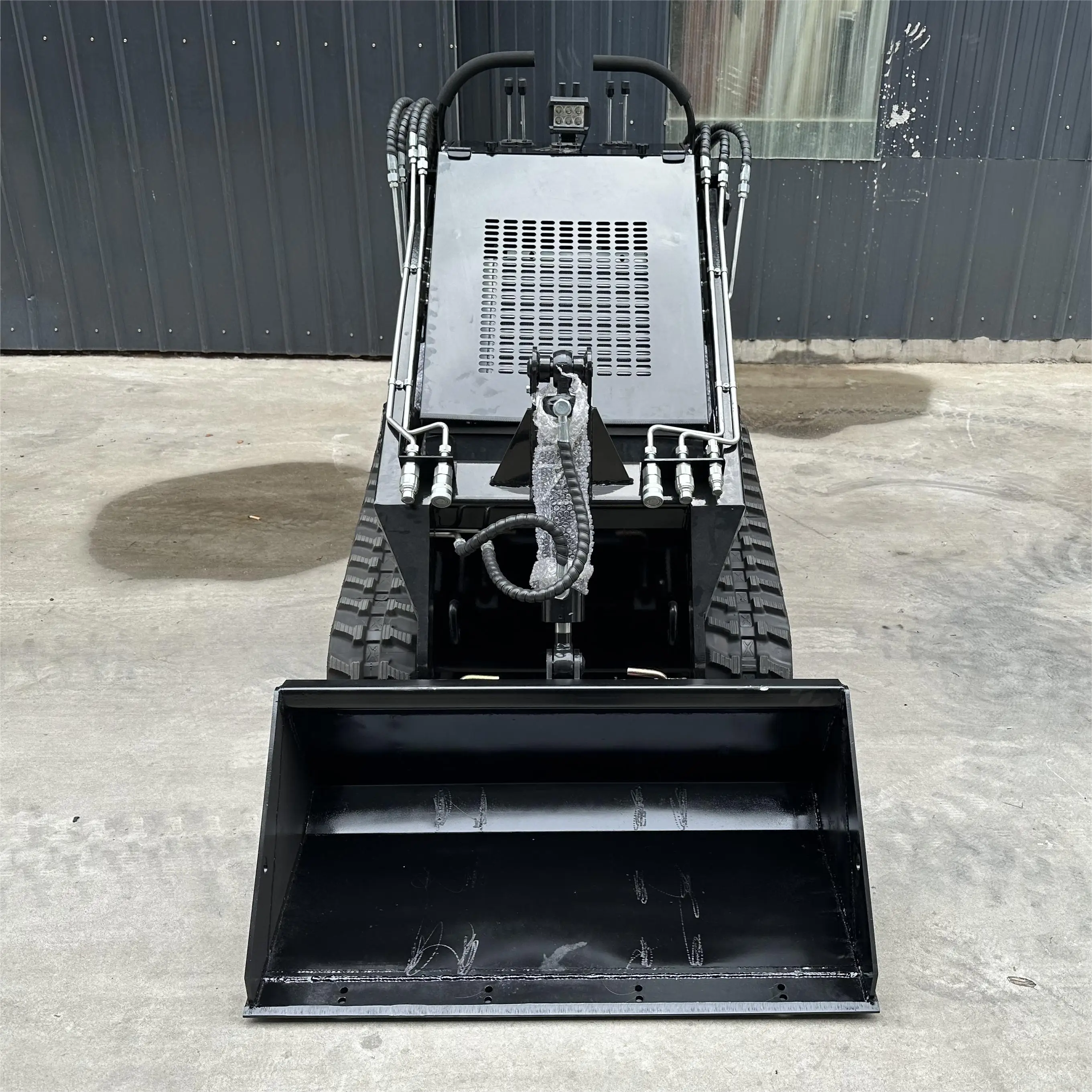 China Factory Mini Skid Steer Loader with EPA Export USA