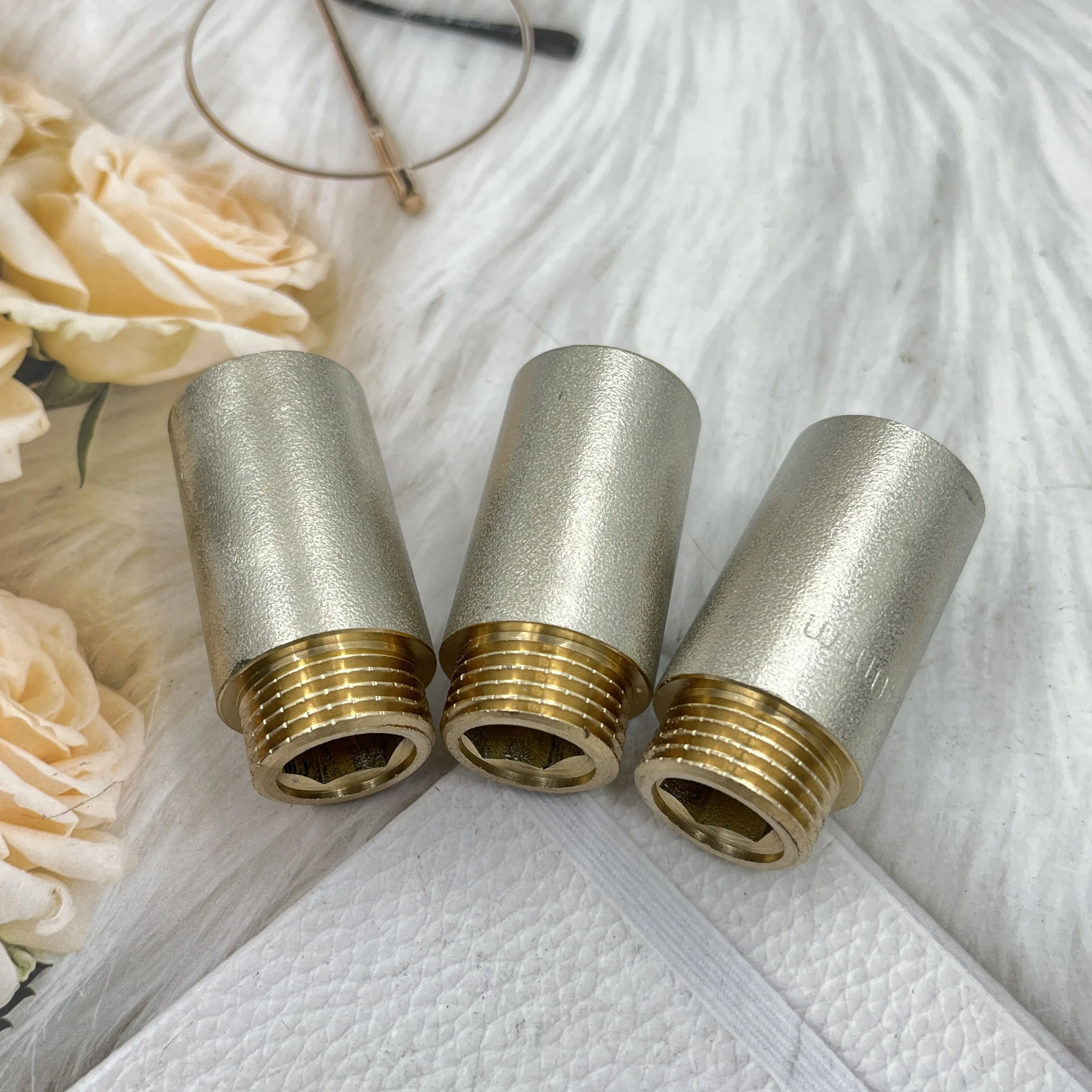 Copper 1cm extension joint 1/2 inner and outer wire Angle valve hexagonal extension nickel-plated thickened water pipe fittings
