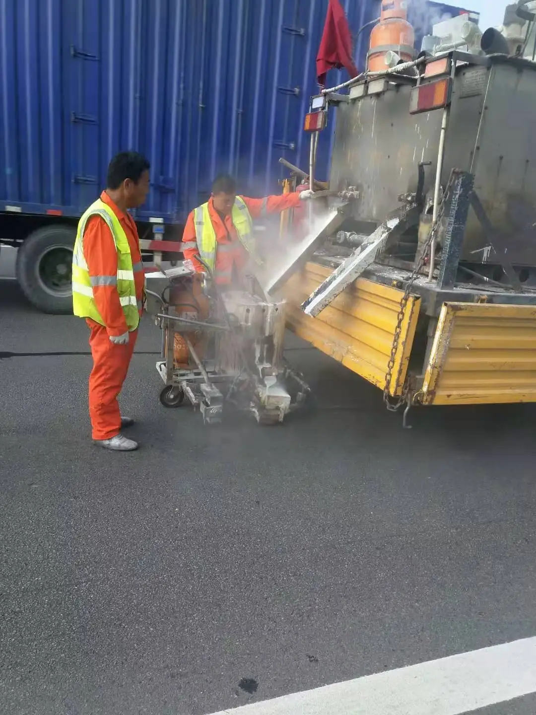 High reflective thermo plastic road marking paint Guangzhou China manufacturer