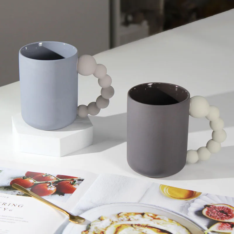 Wholesale 16oz Plain New Design Nordic Clay Handmade Ceramic Coffee Mug with Unique Handle