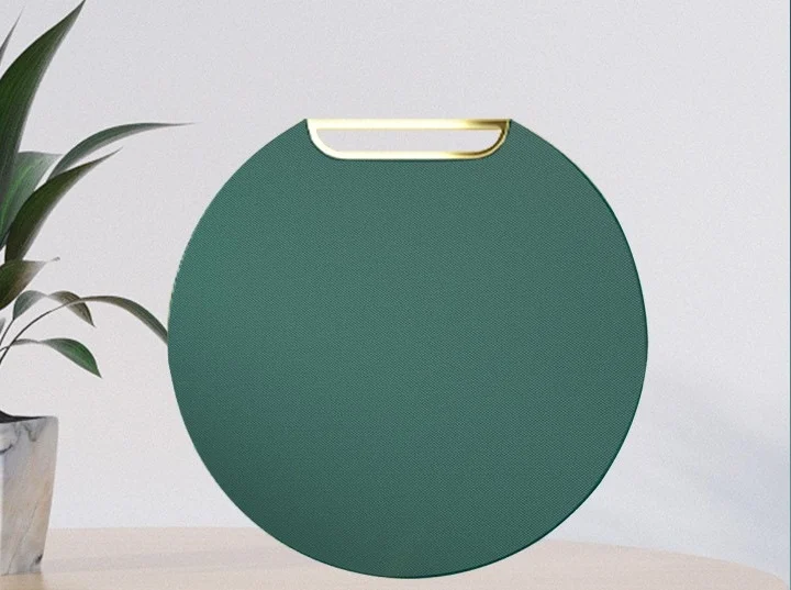 round Mildew-Resistant PE Plastic Cutting Board Can Be Hung-for Home Food Meat Cutting