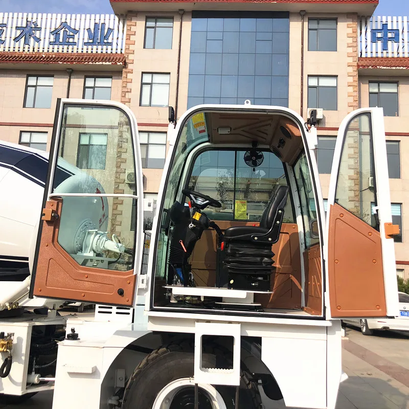 Factory direct sales of concrete mixer trucks with super low price in line with Vietnam market