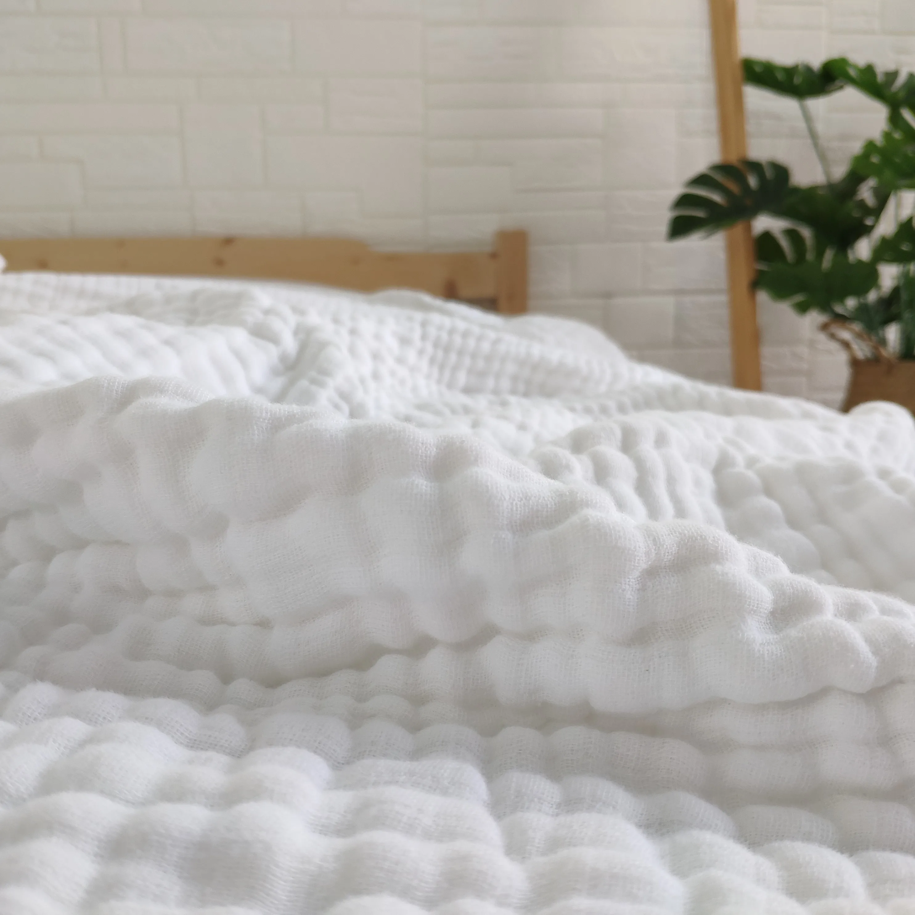 Custom Size 4 Layers Crinkle Cotton Gauze Blanket 100% Cotton White Color 110 x 110 cm Baby Blankets