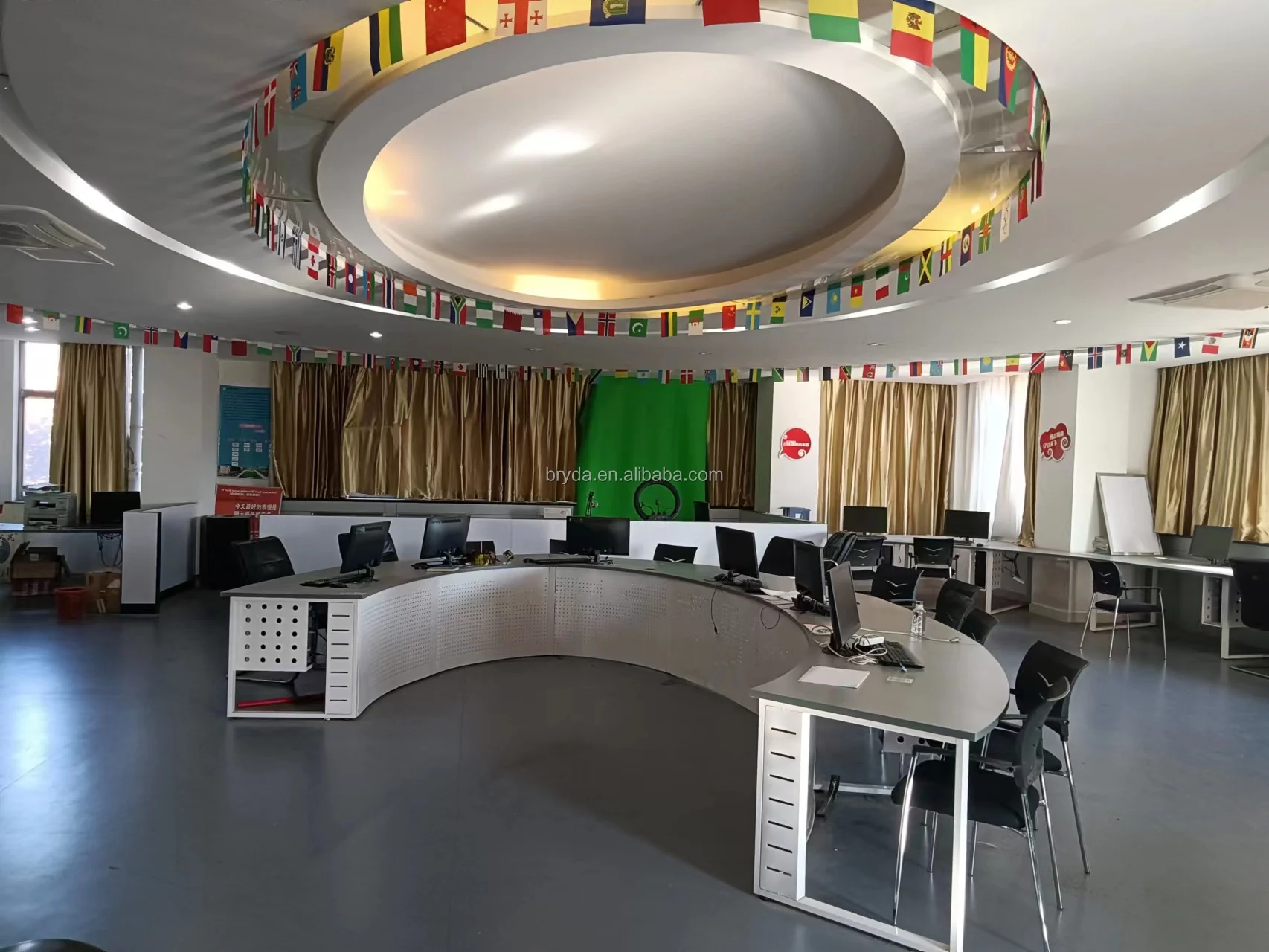 Robust jaw crusher for all kinds of crushing occasions