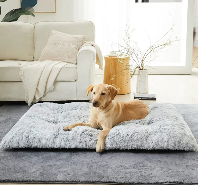 Manufacture Customized Sizes And Color Luxury Long Plush Comfortable Waterproof Pet Dog Bed Mattress PP Filler Dog cage pad bed