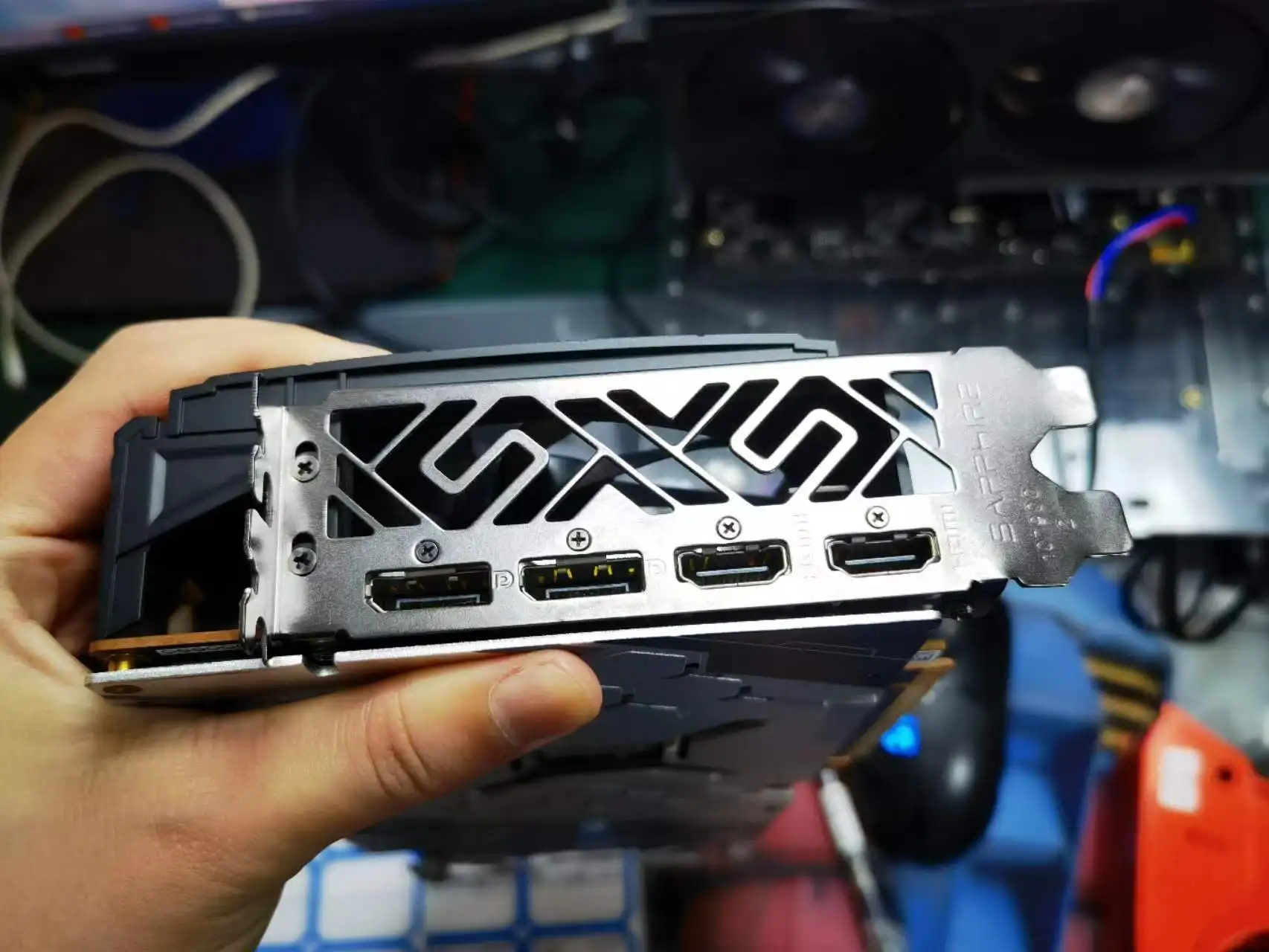 Высококачественные видеокарты Sapphire AMD Radeon RX 5700 XT 8 GB Nitro для игрового