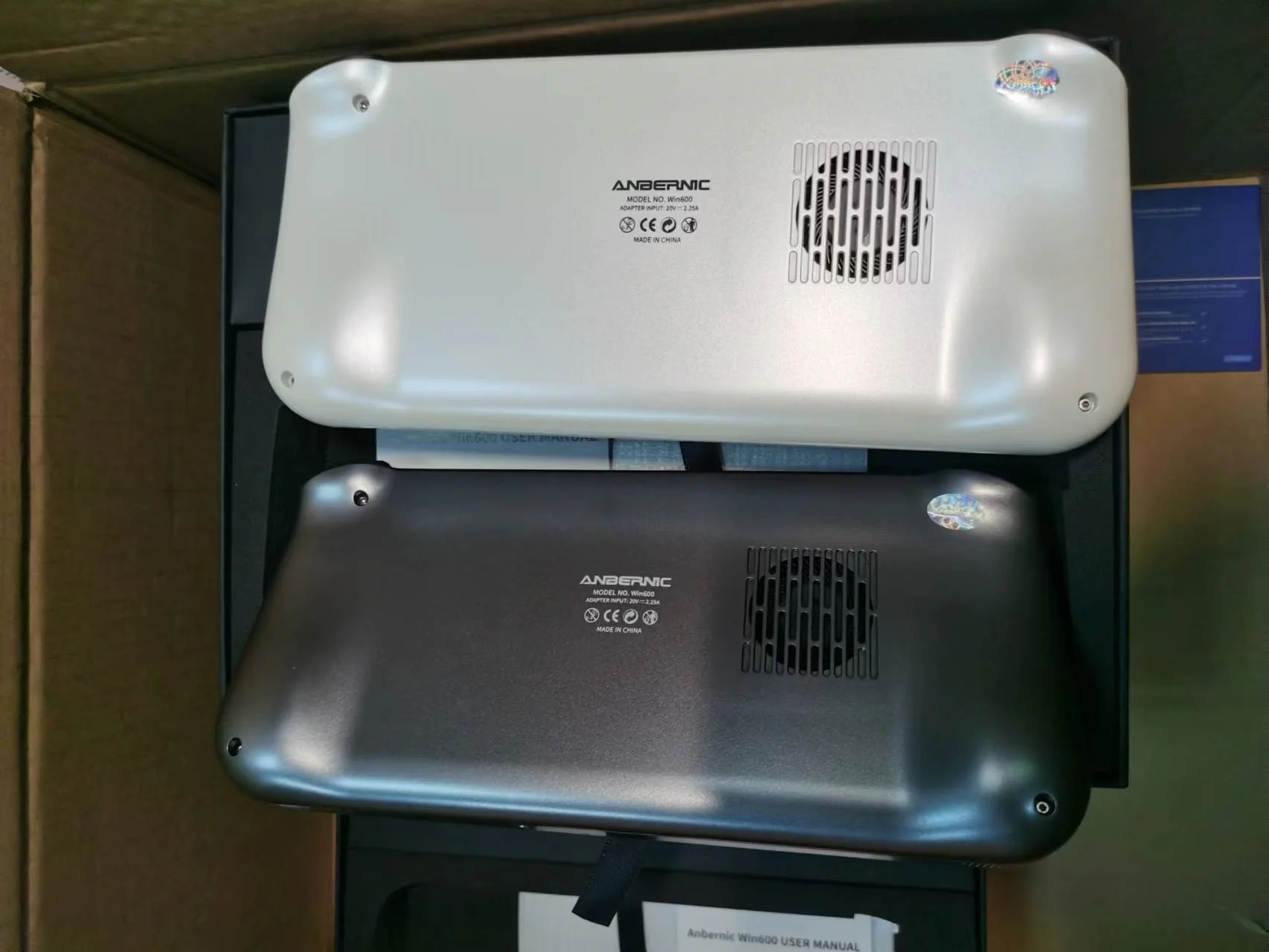 Новая портативная игровая консоль Anbernic Win600 3020e/3050e Win 10, мини-ПК с паровой ОС, ретро-игры