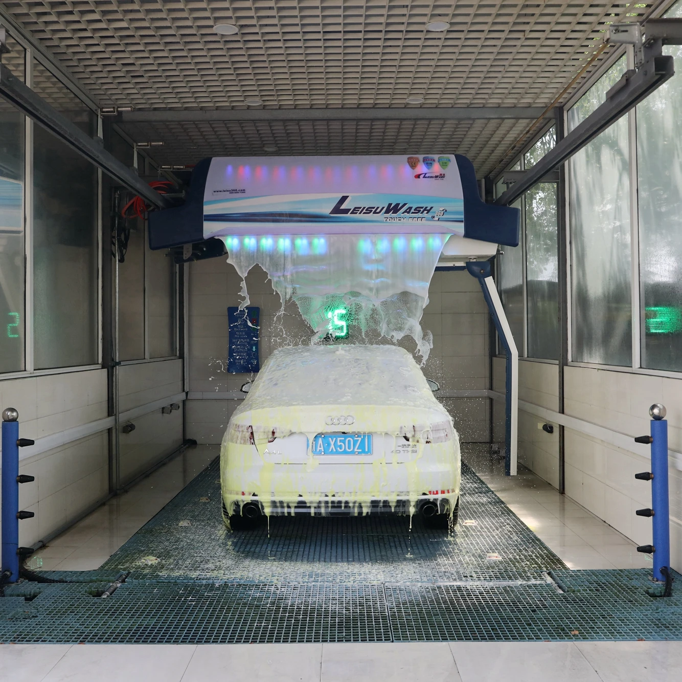 High Quality 360 Automatic Touchless Car Washing Machine with Dryer