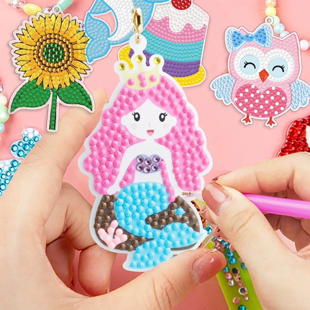 Customized DIY Diamond Painting Keychain Kit Cute Cartoon Mosaic Diamond Acrylic  Keychain For Kids Bag Accessories