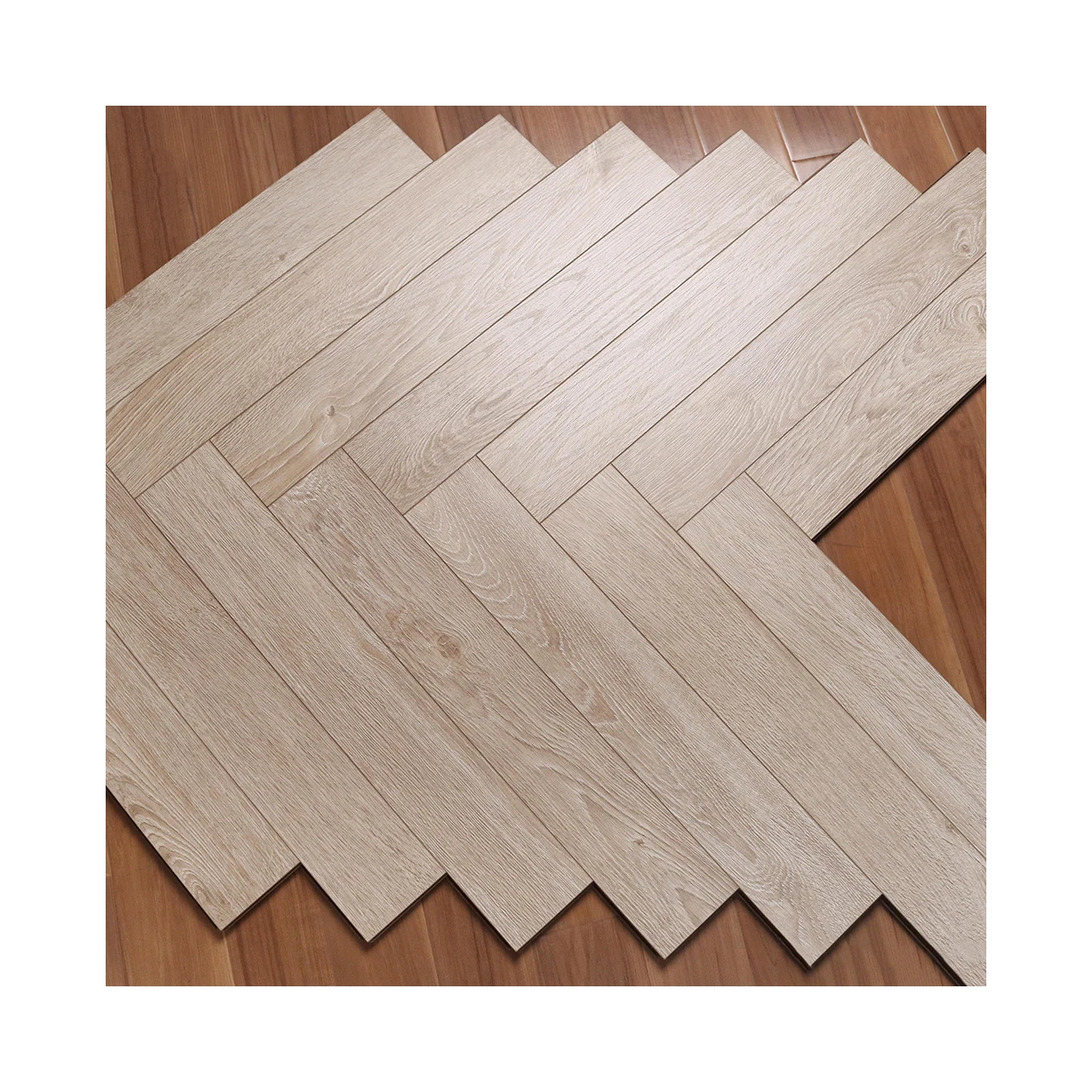 Hot Sales Light Oak Fiber Wood Moisture-Proof Composite Decking Boards Flooring for Domestic/Business