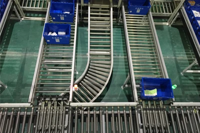 Роликовый конвейер/гибкий расходуемый роликовый конвейер