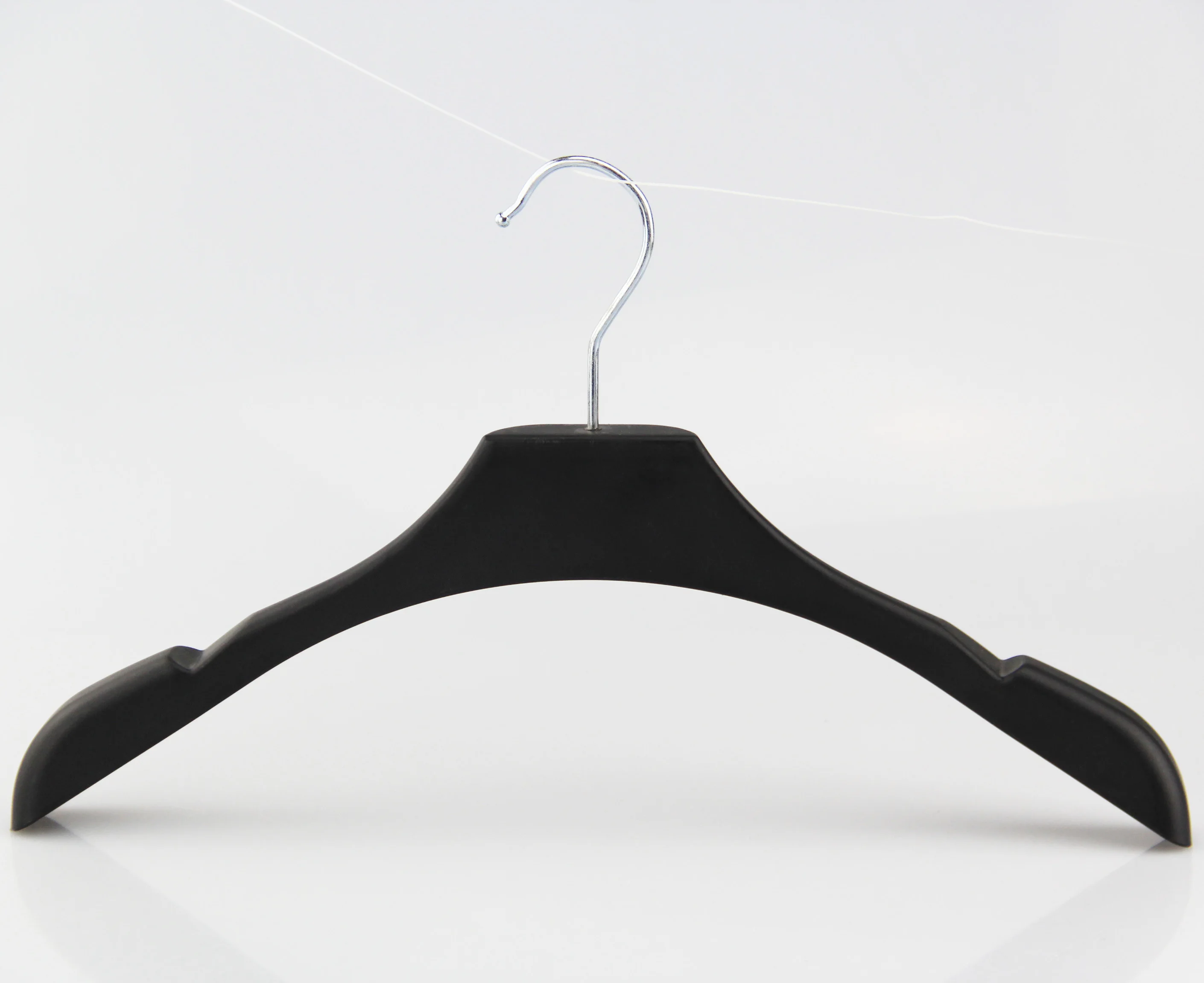 Exquisite High Quality Plastic Hanger with Custom Logo Colorful Coat Jacket Dress Hangers For Cloths