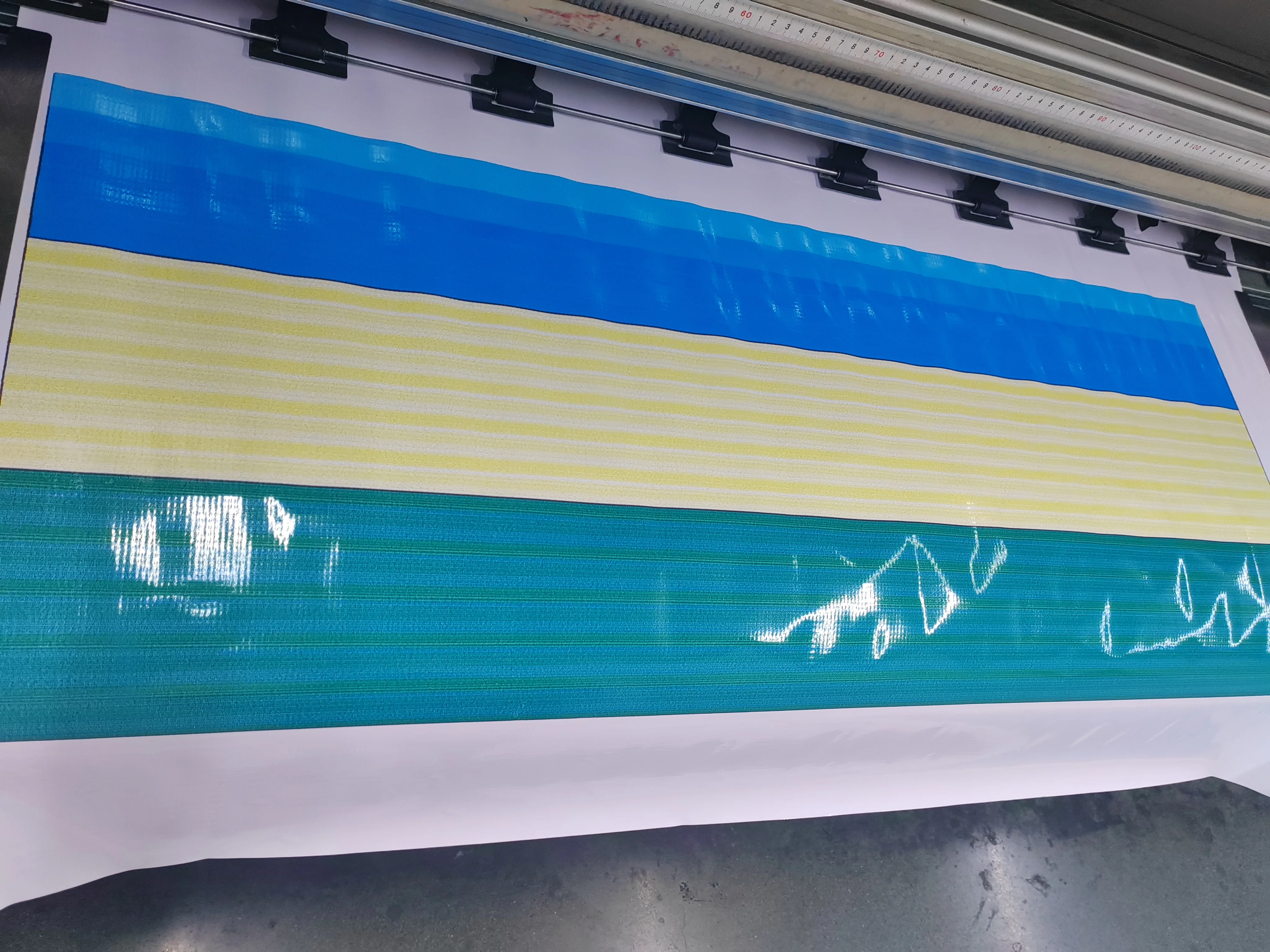 China Cheapest Flex Banner Free Sample Different Sizes Frontlit Backlit Block out High Quality Flex Banner For Advertisement