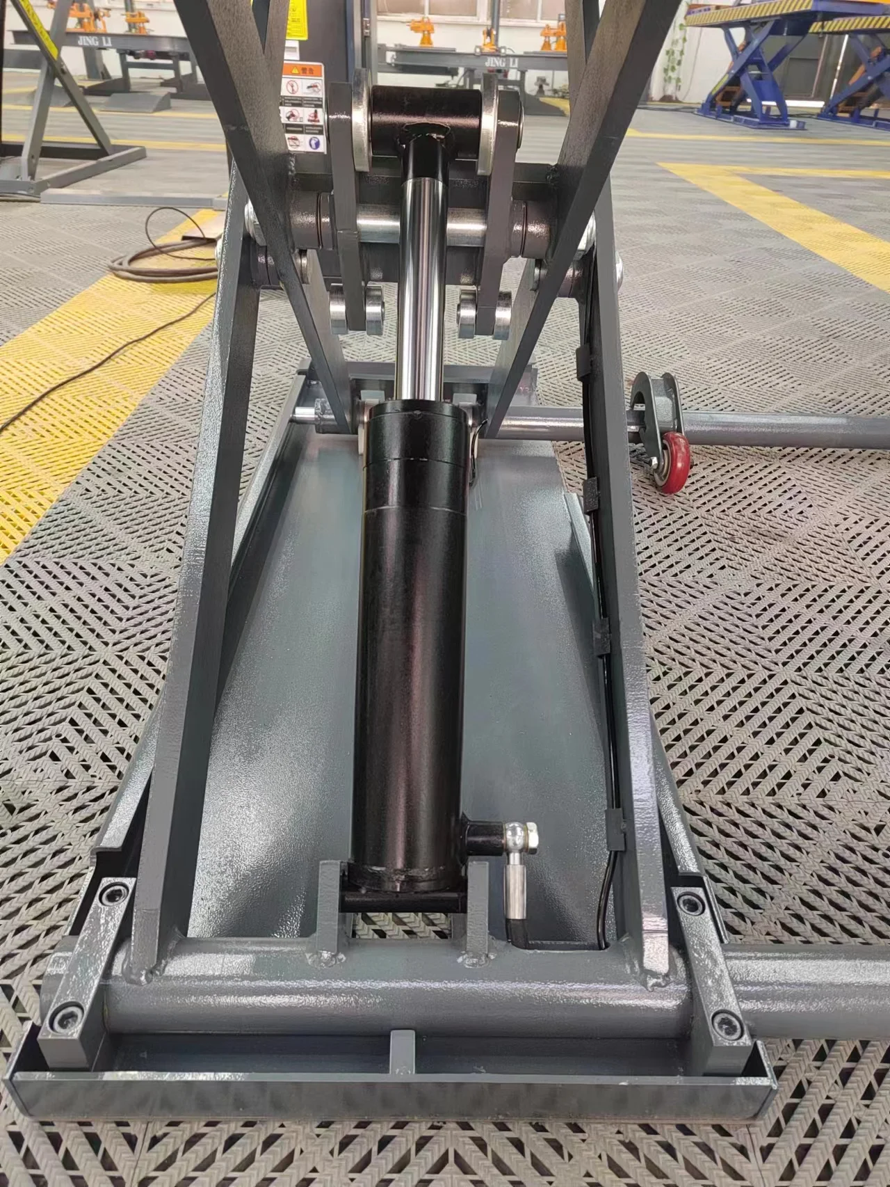 Factory Direct Sale Portable Scissor Lift For Cars Full Height Car Scissor Lift