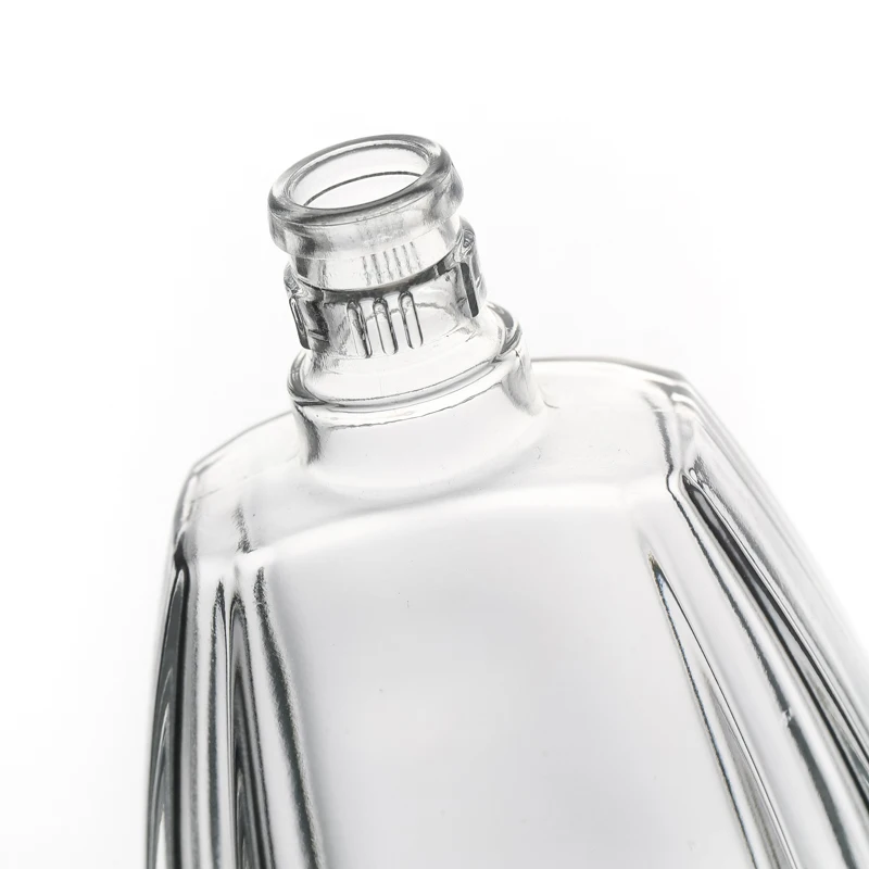 Empty Flint High Quality Clear Square Customize Glass Bottle for Liquor Factory