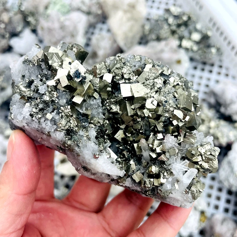 High Quality Natural Stone Healing Chalcopyrite and Crystal Quartz Cluster Mineral Specimen for Decoration