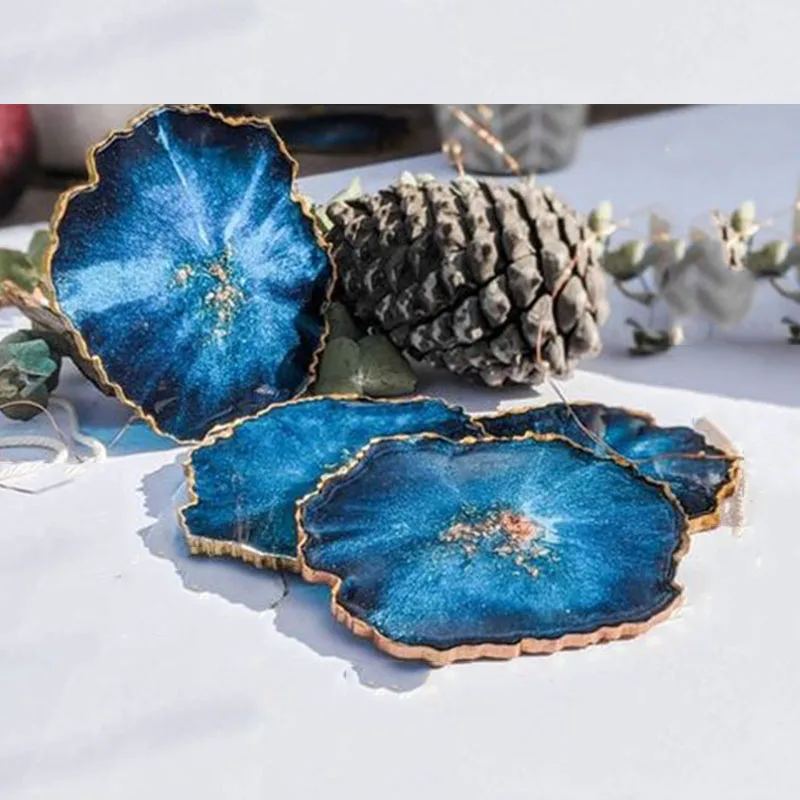 2021 Hot Sale Home Gift Gem Golden Plated Dyed Mixed Color crystal Agate Coasters