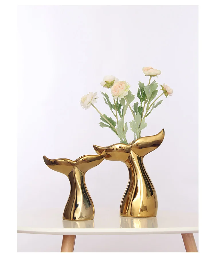 Simple Nordic Home Living Room Decorations Ceramic Crafts Golden Whale Tail Ornaments